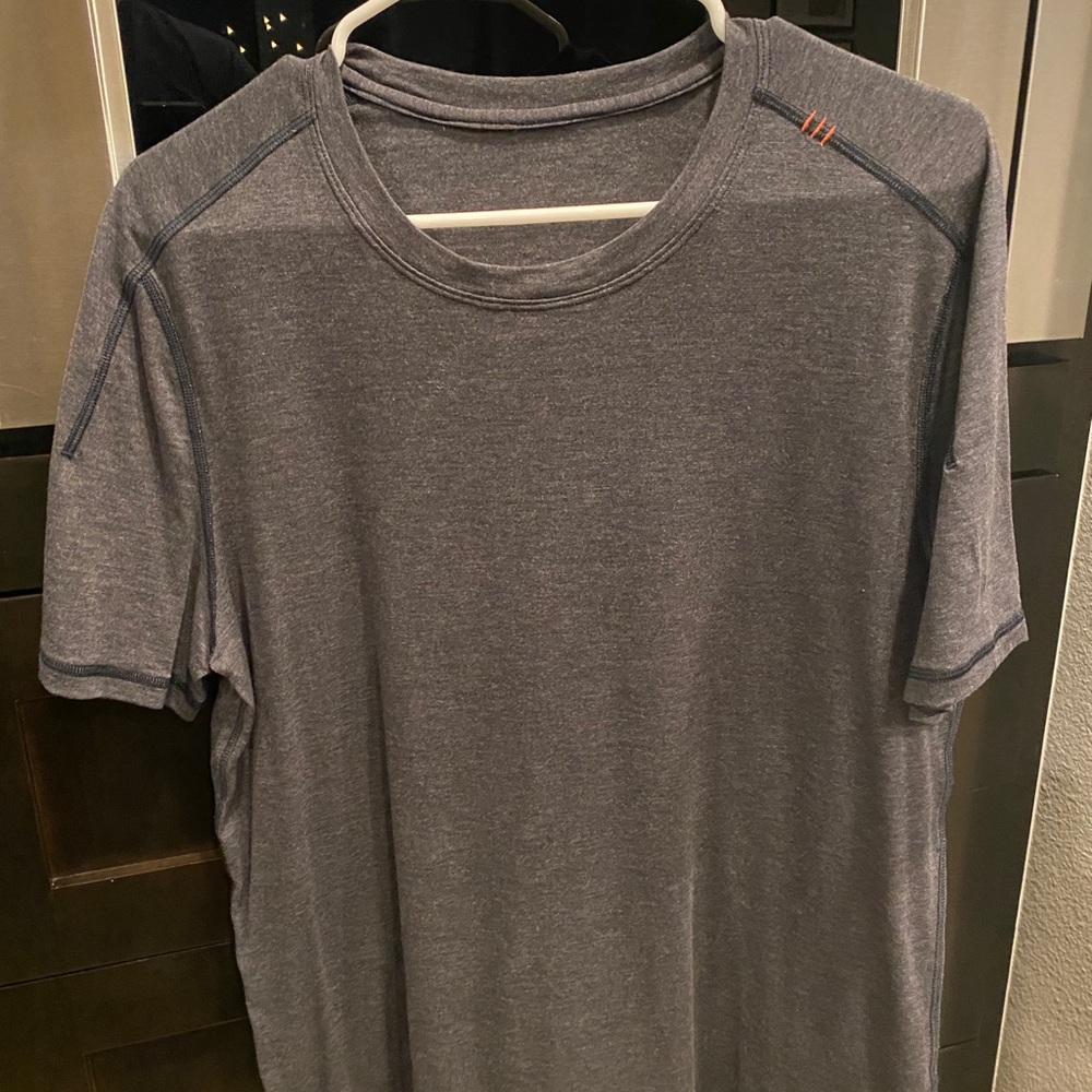 Blue/grey lu lu lemon short sleeve shirt